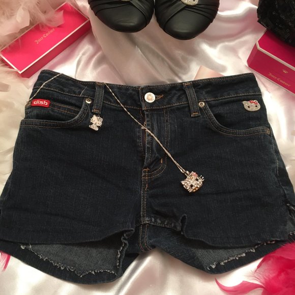 ADORABLE custom hello kitty vintage shorts purse and flats set!!! - Picture 13 of 17